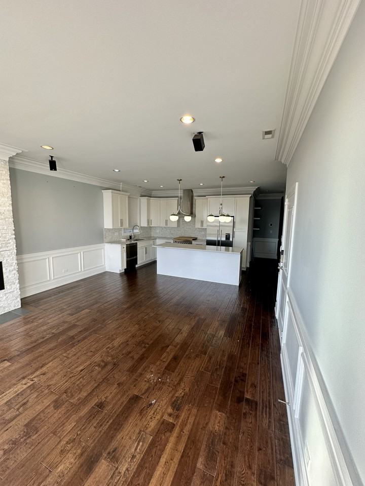 2312 W Belmont Ave #3W - Photo 3 of 15