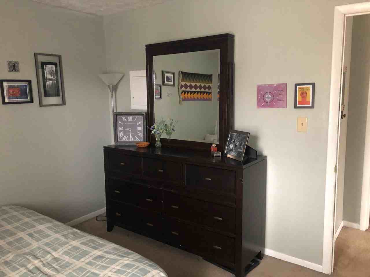 1291 Forsythe Ave #E - Photo 5 of 17