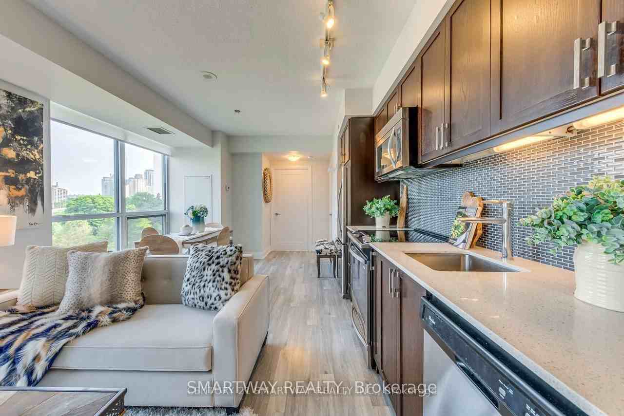 18 Graydon Hall Drive #905 - Photo 4 of 11