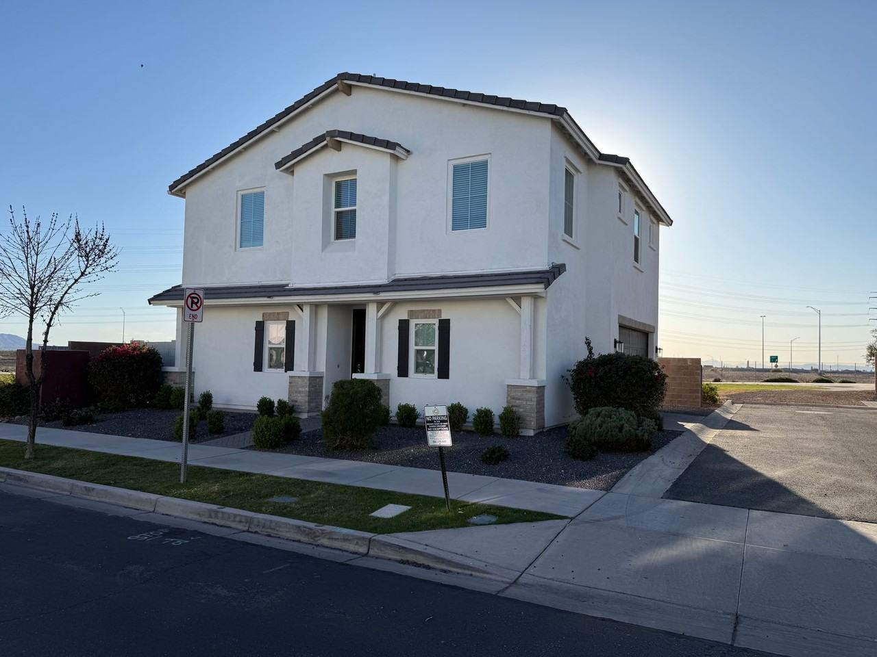 5552 S Dillon - Photo 2 of 50