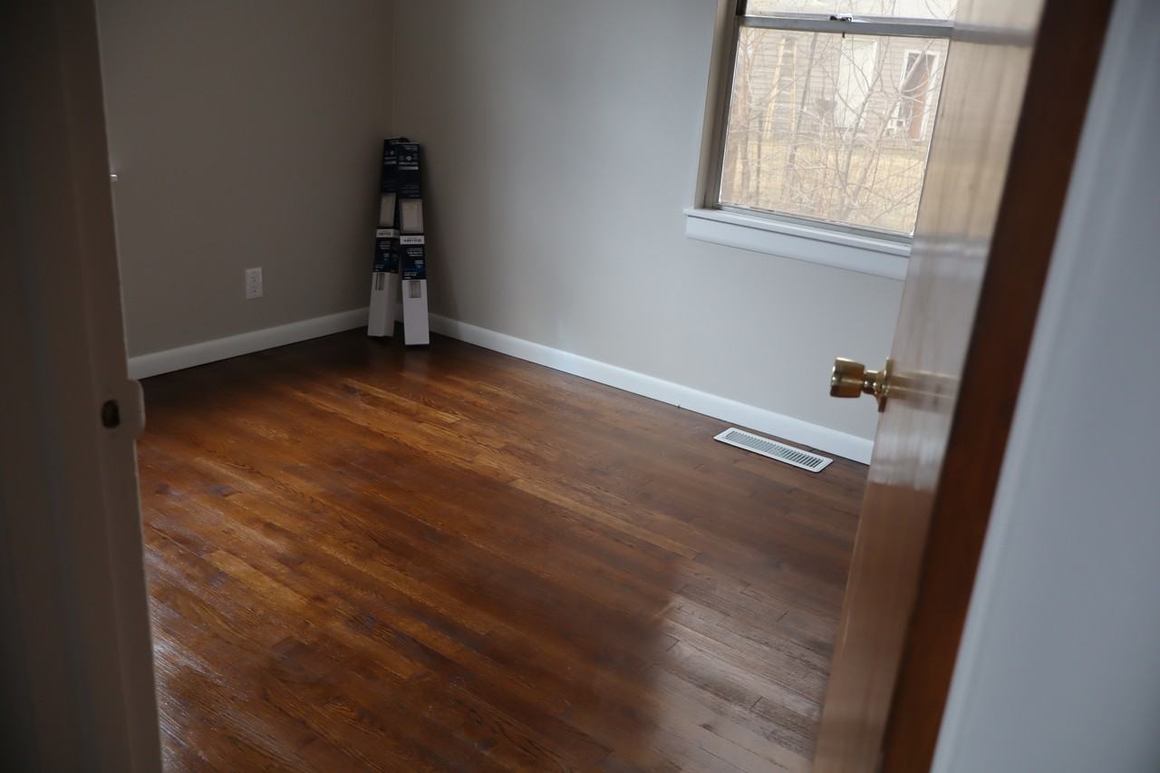 908 Plaza Dr #1 - Photo 6 of 11