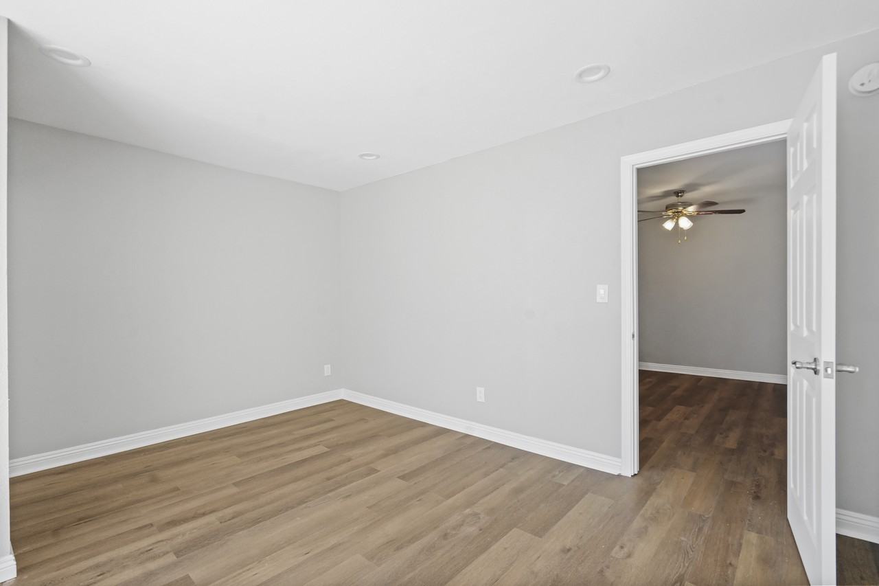 8601 International Avenue #122 - Photo 7 of 37