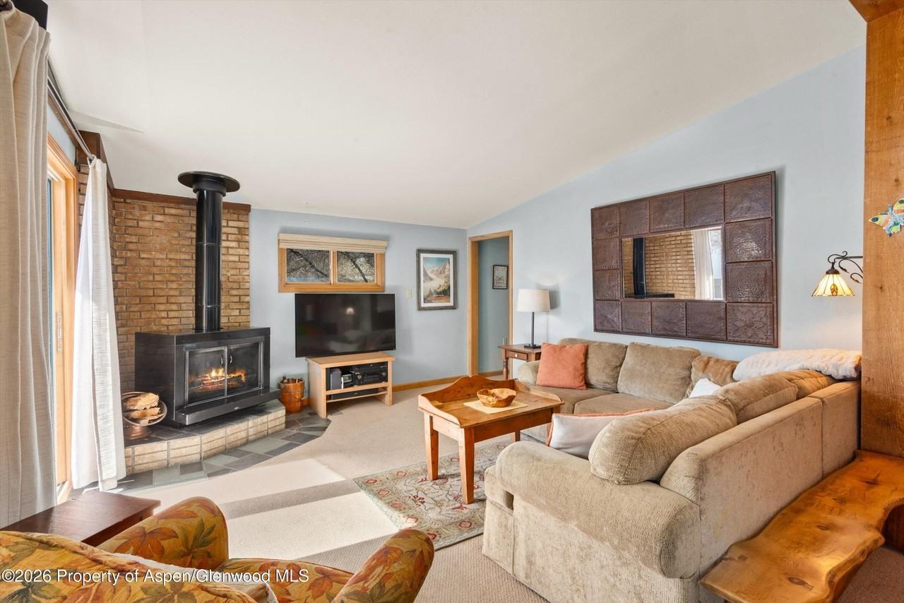 120 Tucker Ln - Photo 6 of 33