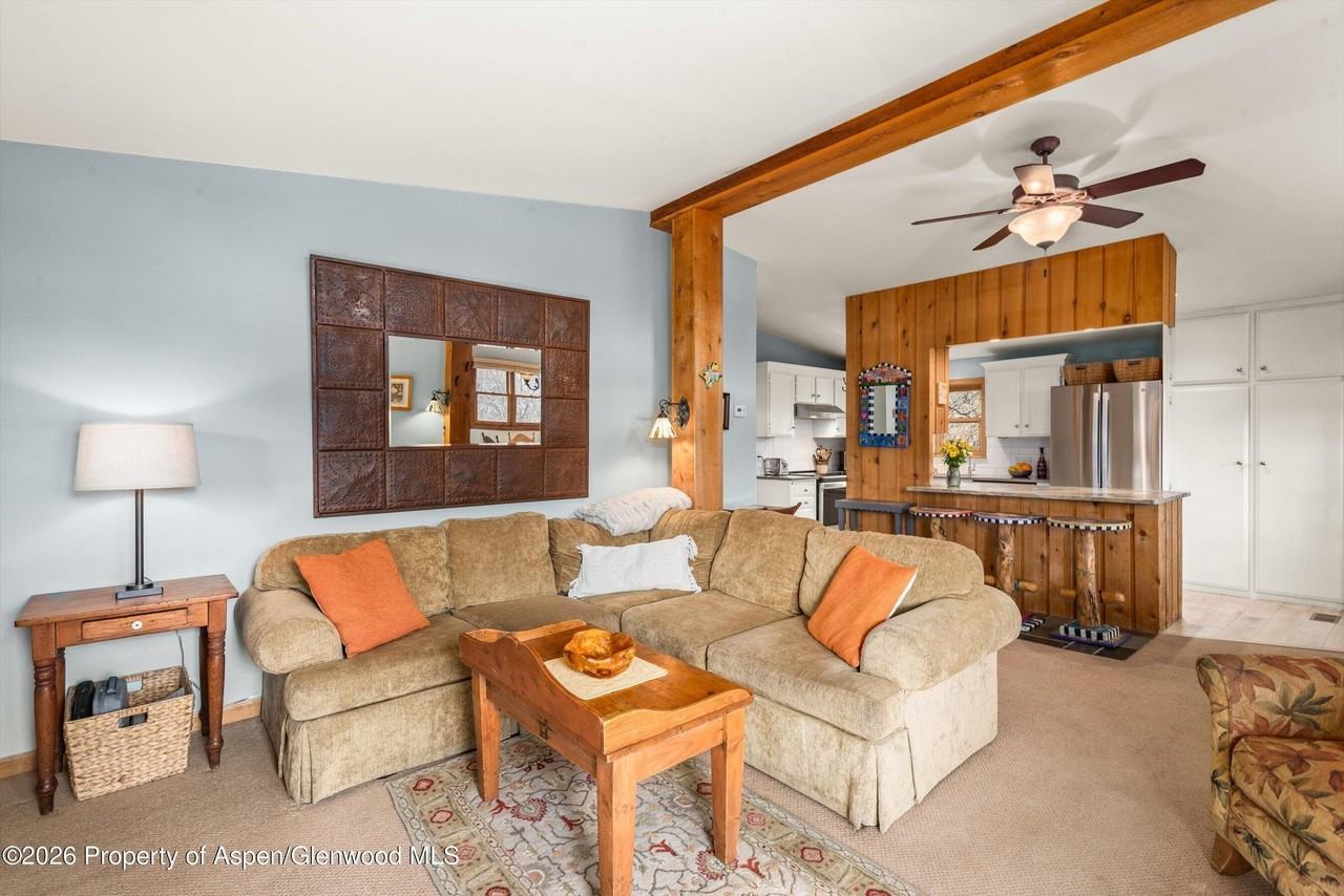 120 Tucker Ln - Photo 7 of 33