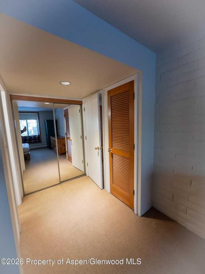 212 Vine St Unit 212 - Photo 7 of 10