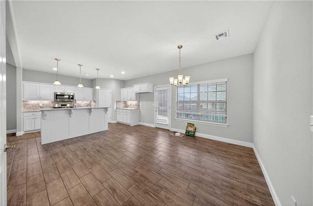 584 Quartz Way - Photo 3 of 27