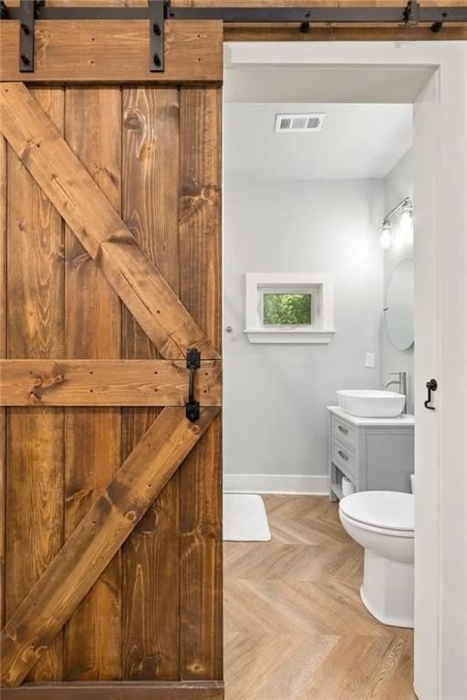 93 S West Ave - Photo 5 of 12