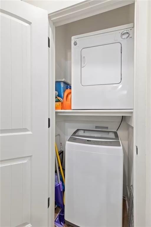 93 S West Ave - Photo 7 of 12