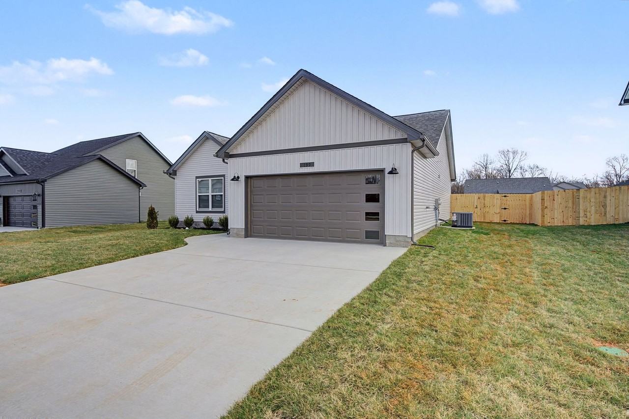 199 Donegal Dr - Photo 2 of 29