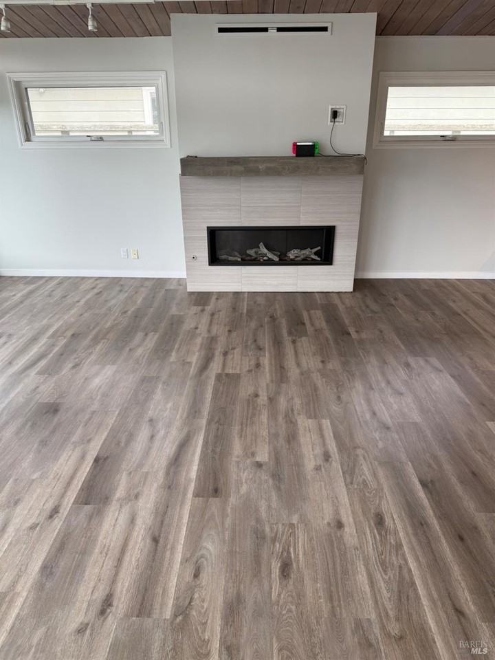 16 Harbor View Ct - Photo 7 of 20