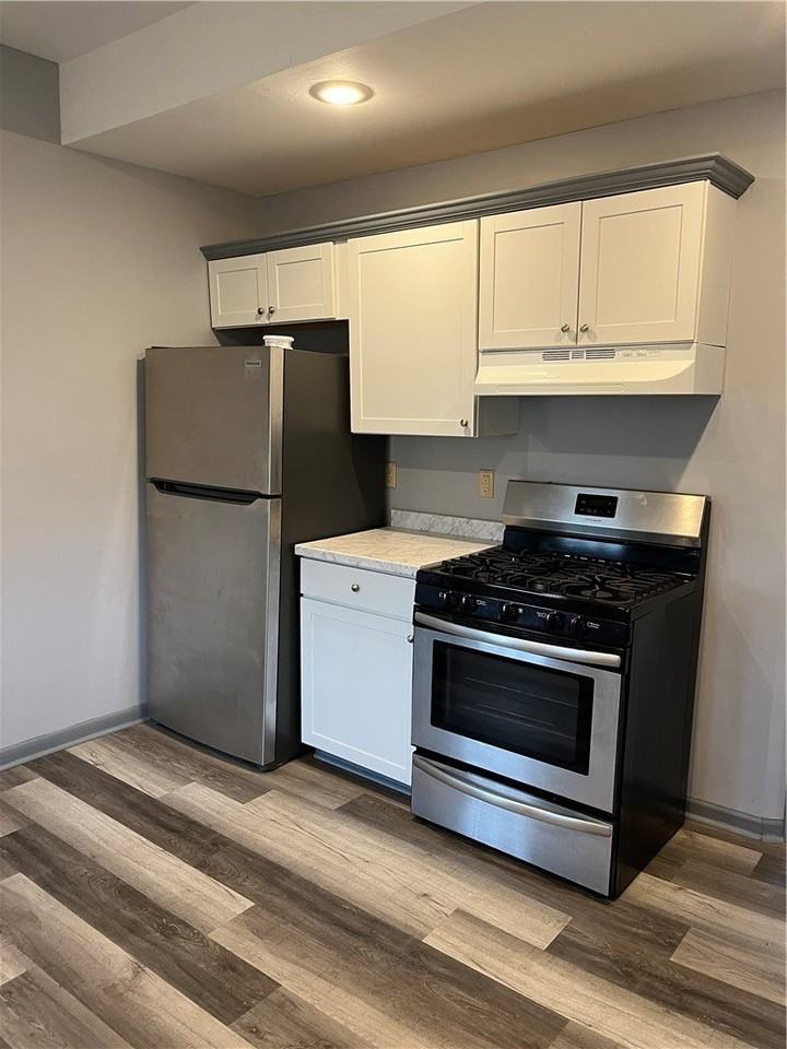 722 Seneca Pl - Photo 7 of 11