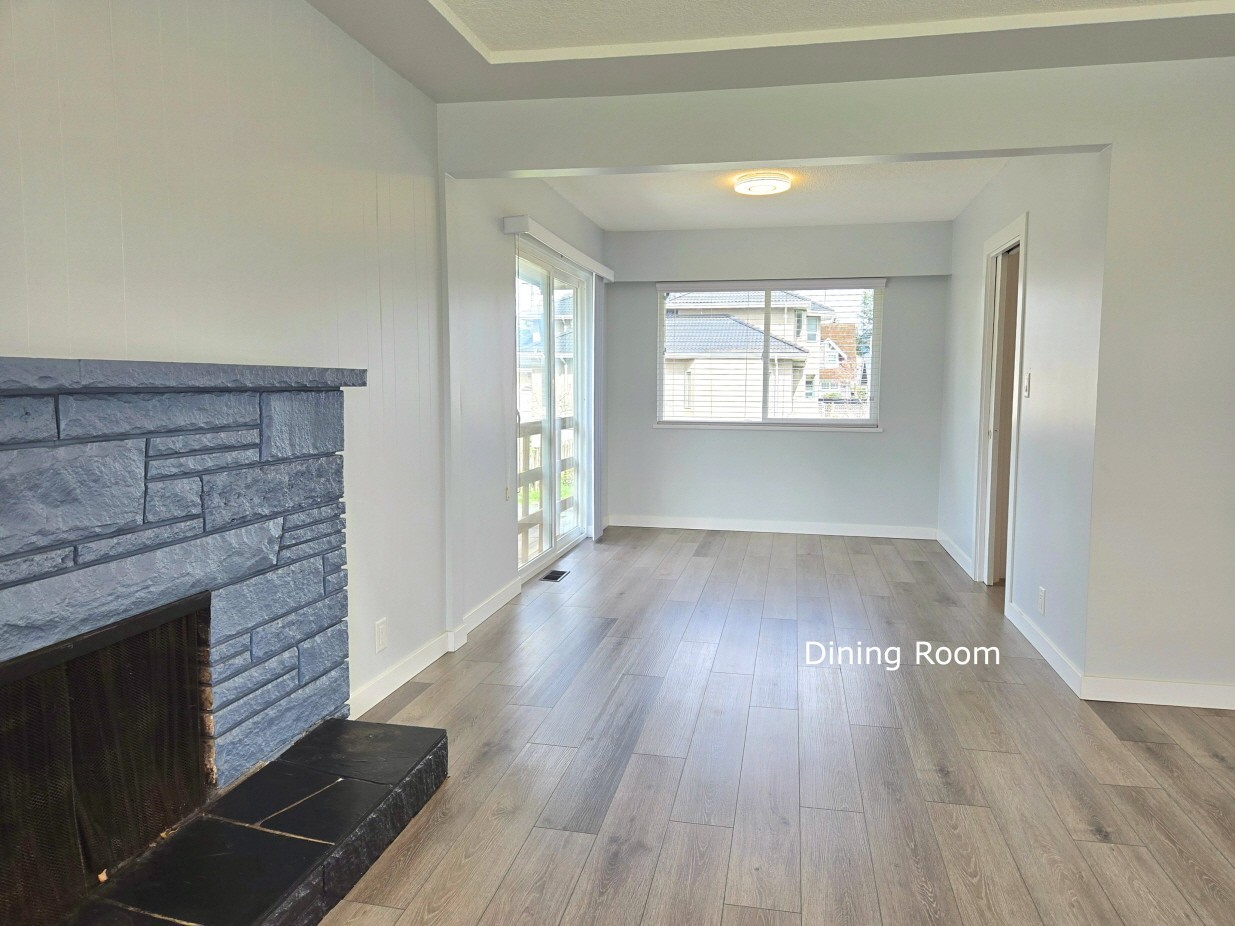 1047 Milford Avenue - Photo 5 of 21