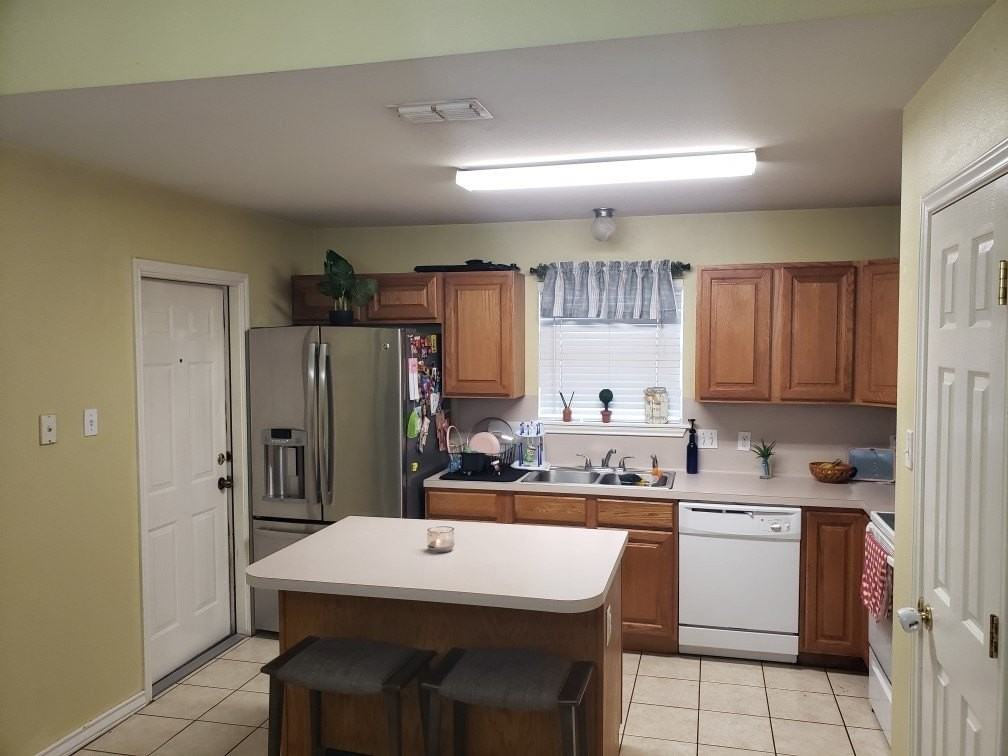 2016 Westwood Dr - Photo 3 of 11