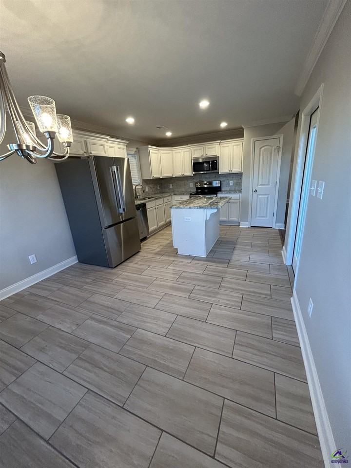 315 Gibson Cir - Photo 5 of 14