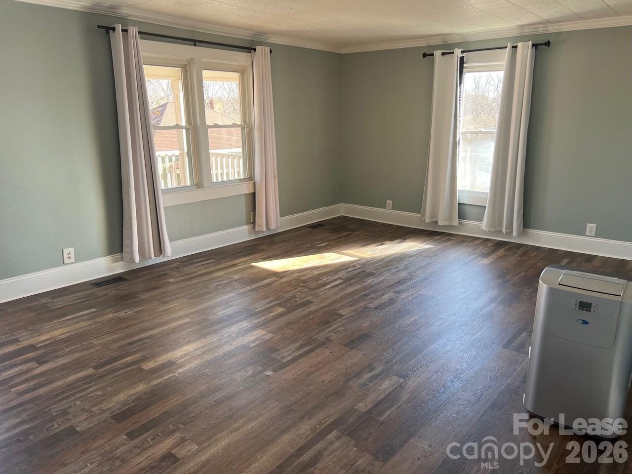 15 1st St - Photo 4 of 17