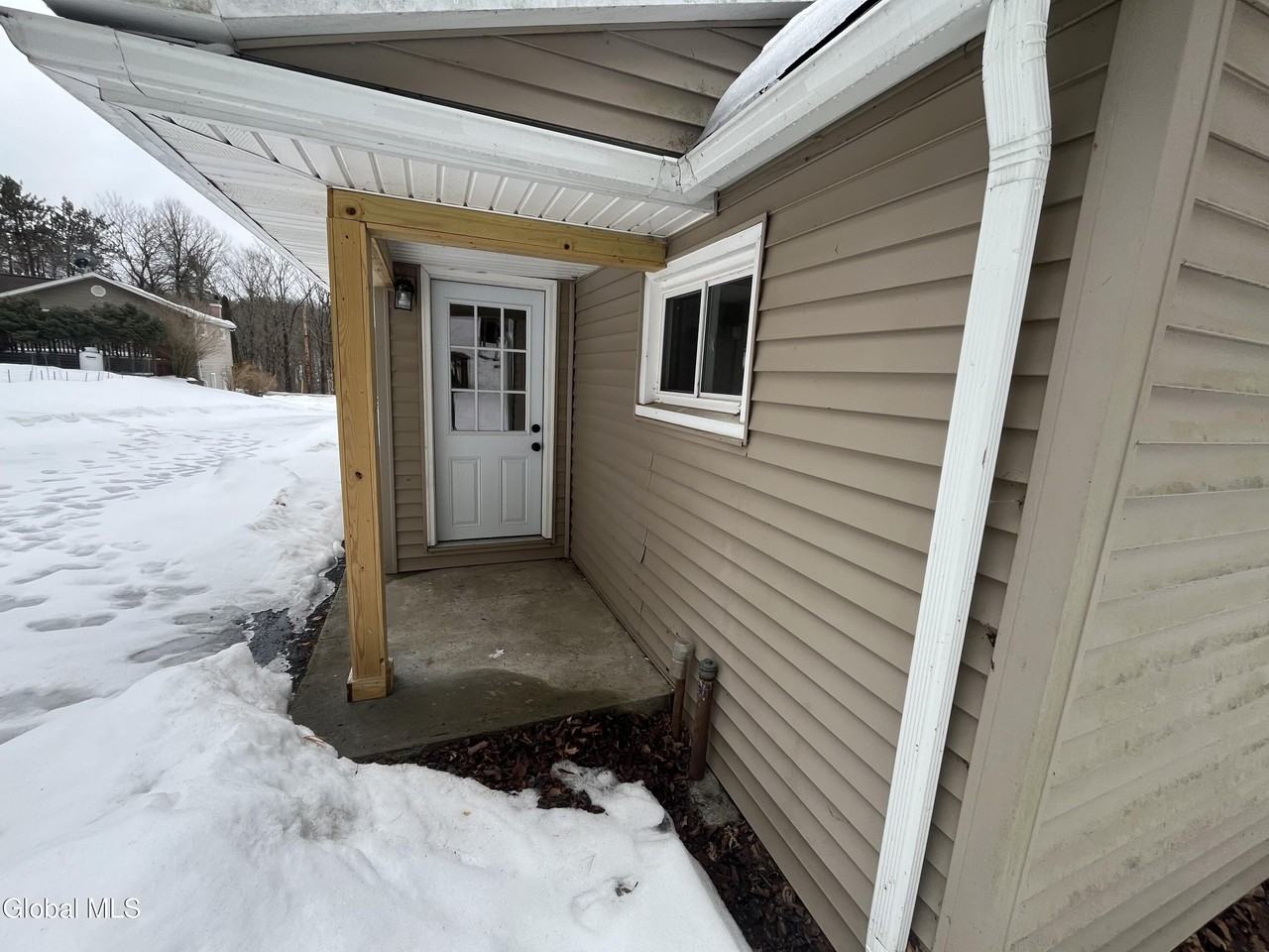 2150 State Route 143 - Photo 7 of 23