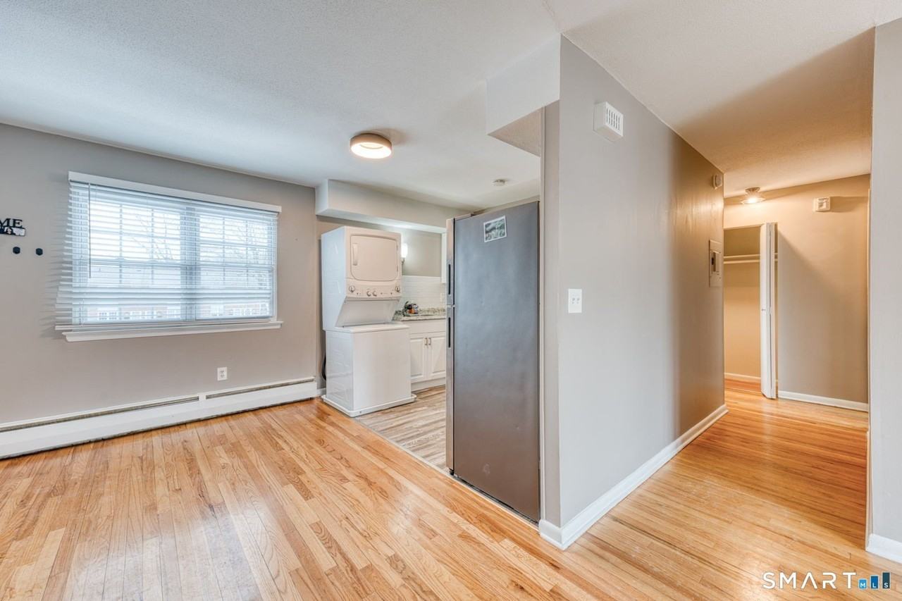 66 Beths Ave Apt 15 - Photo 5 of 20