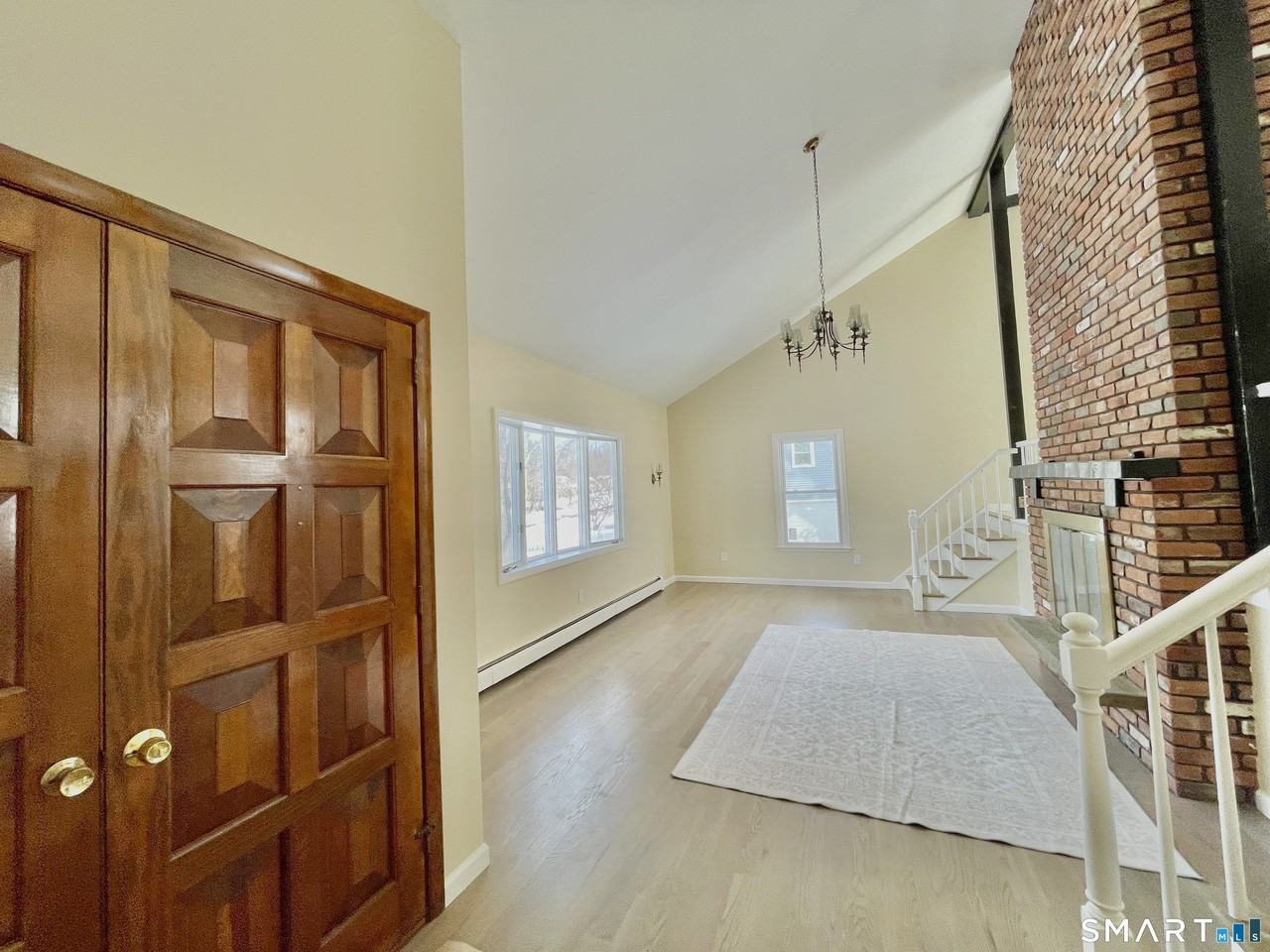 62 Cambridge Dr - Photo 6 of 27