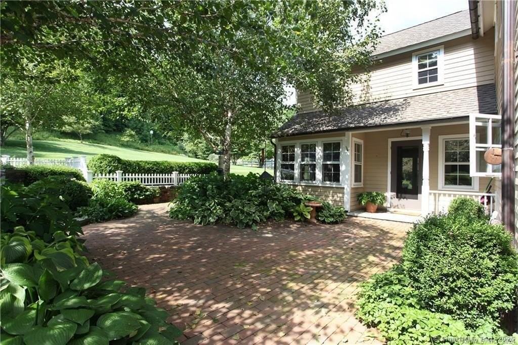 32 Leach Hollow Rd - Photo 6 of 40