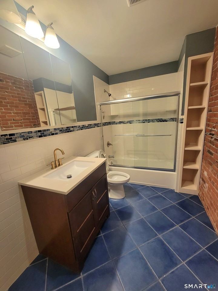 14 N Main St Unit 3h - Photo 6 of 10