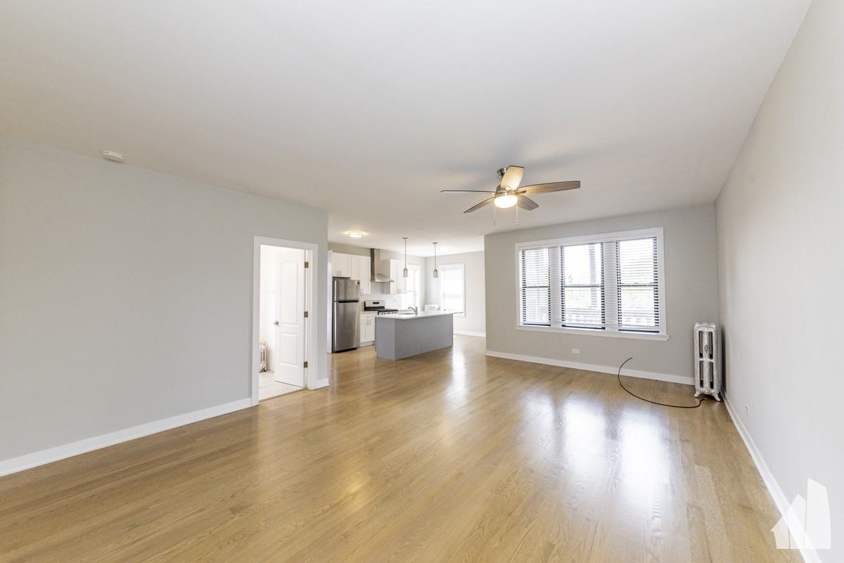 3925 N Keeler Ave #3925-1E - Photo 2 of 11