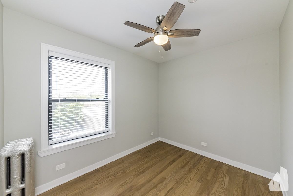 3925 N Keeler Ave #3925-1E - Photo 6 of 11