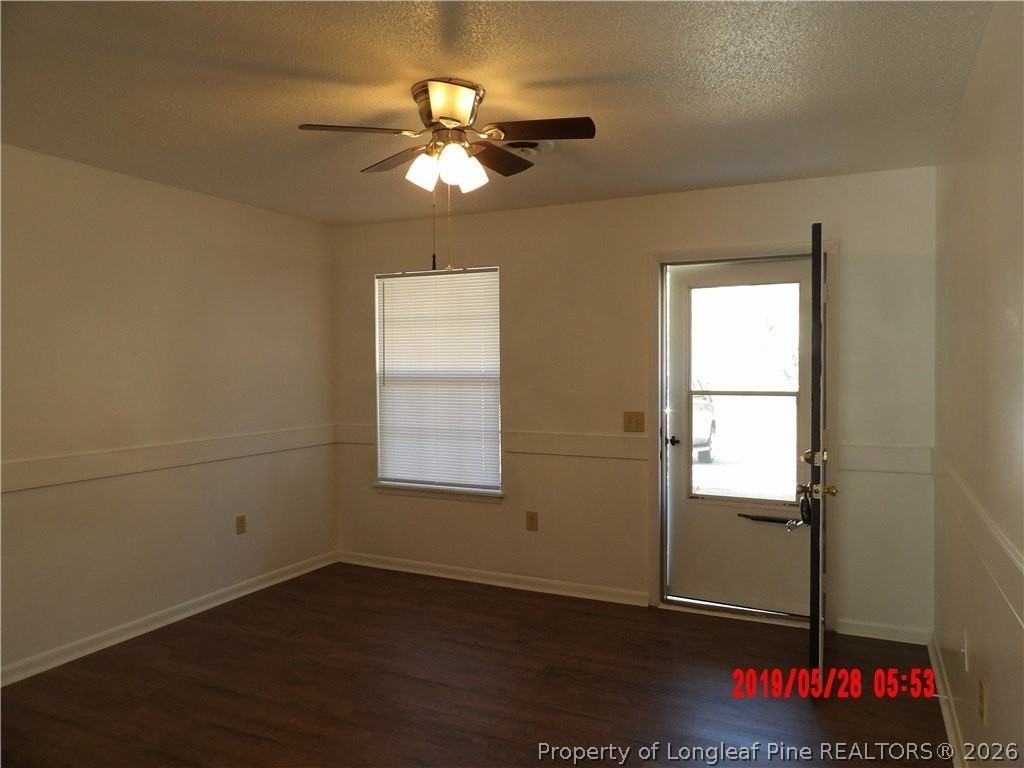 4849 Fogarty Dr - Photo 3 of 10