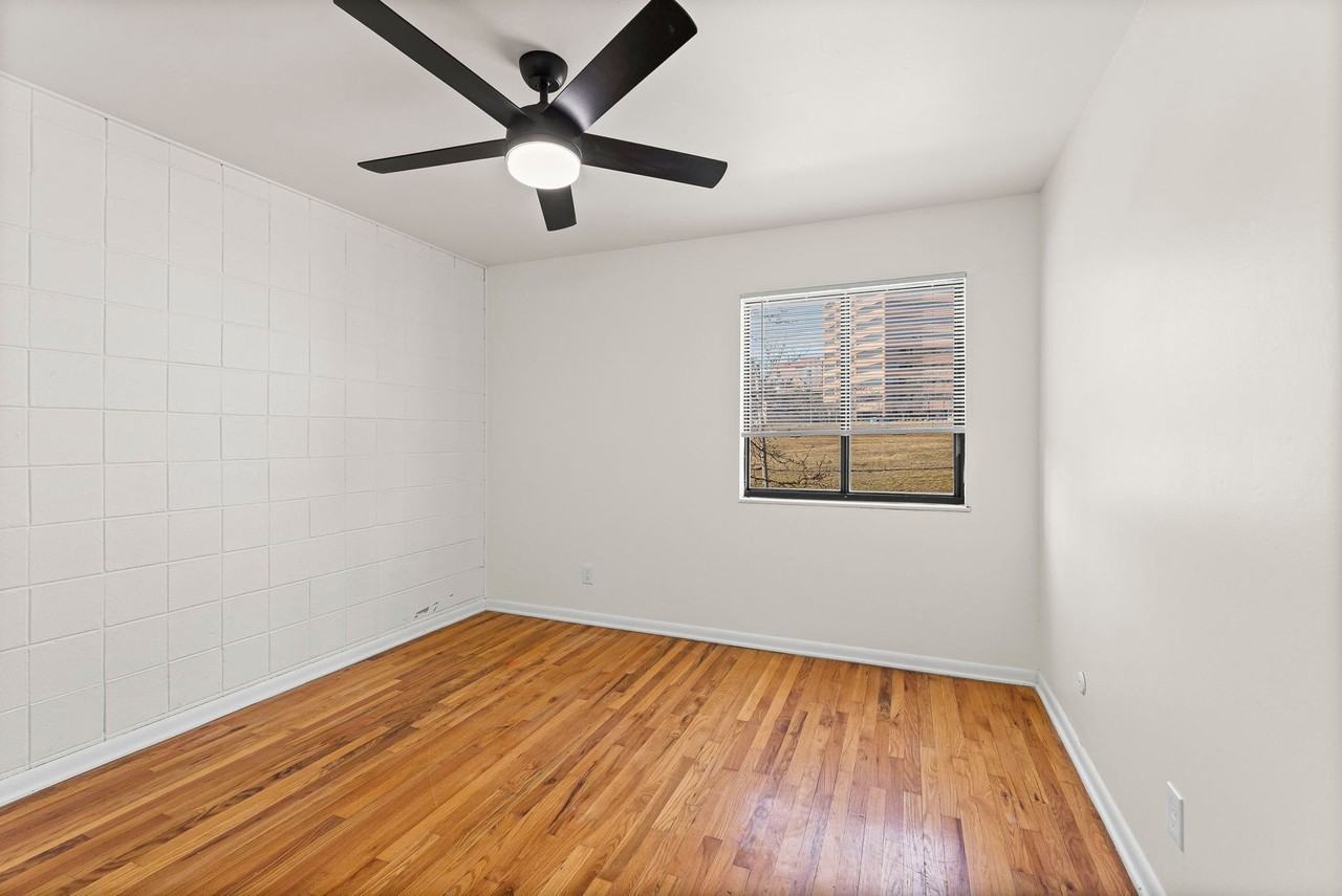 Walnut Apartments - Photo 5 of 10