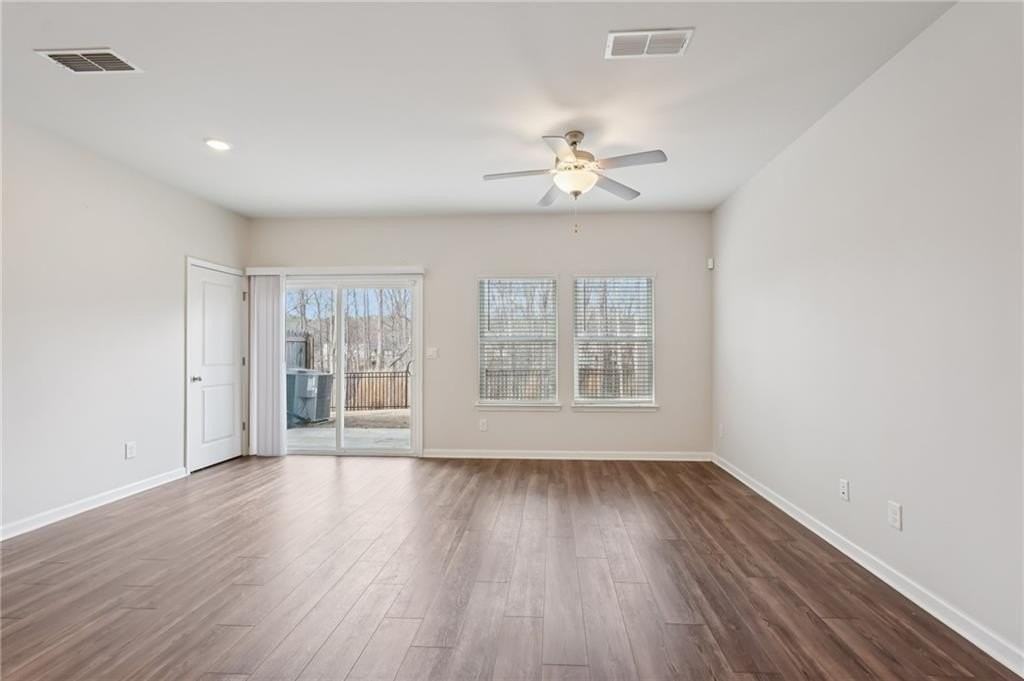 234 Timberland Ave - Photo 5 of 50