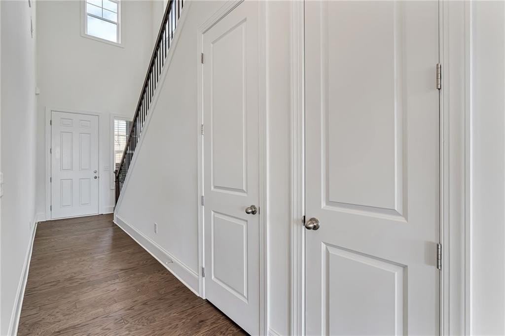 1066 Winding Branch Dr - Photo 5 of 48