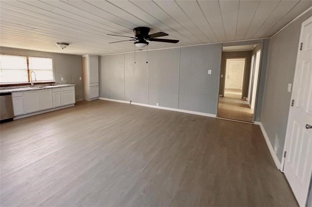 109 South St - Photo 3 of 12