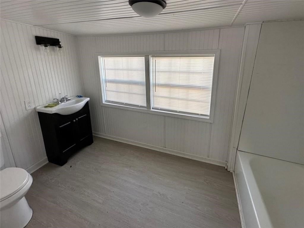 109 South St - Photo 6 of 12