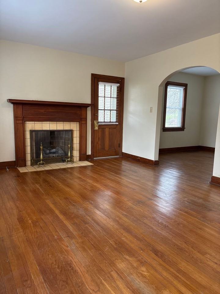 1814 S Highland Ave - Photo 3 of 18