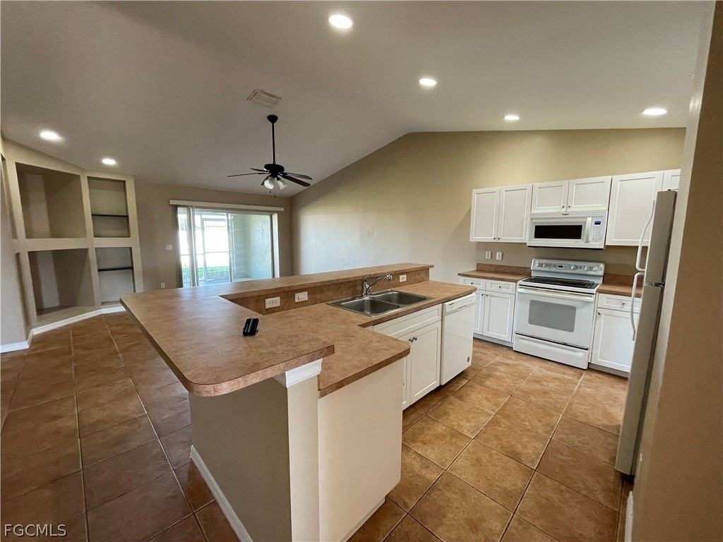 621 Se 46th Ter - Photo 7 of 26