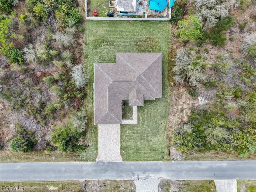 6191 Kambach St - Photo 5 of 36