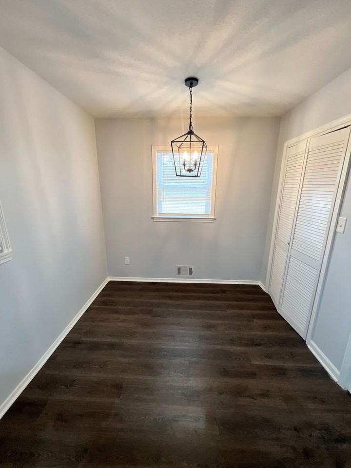 8525 Evanston Ave - Photo 7 of 27