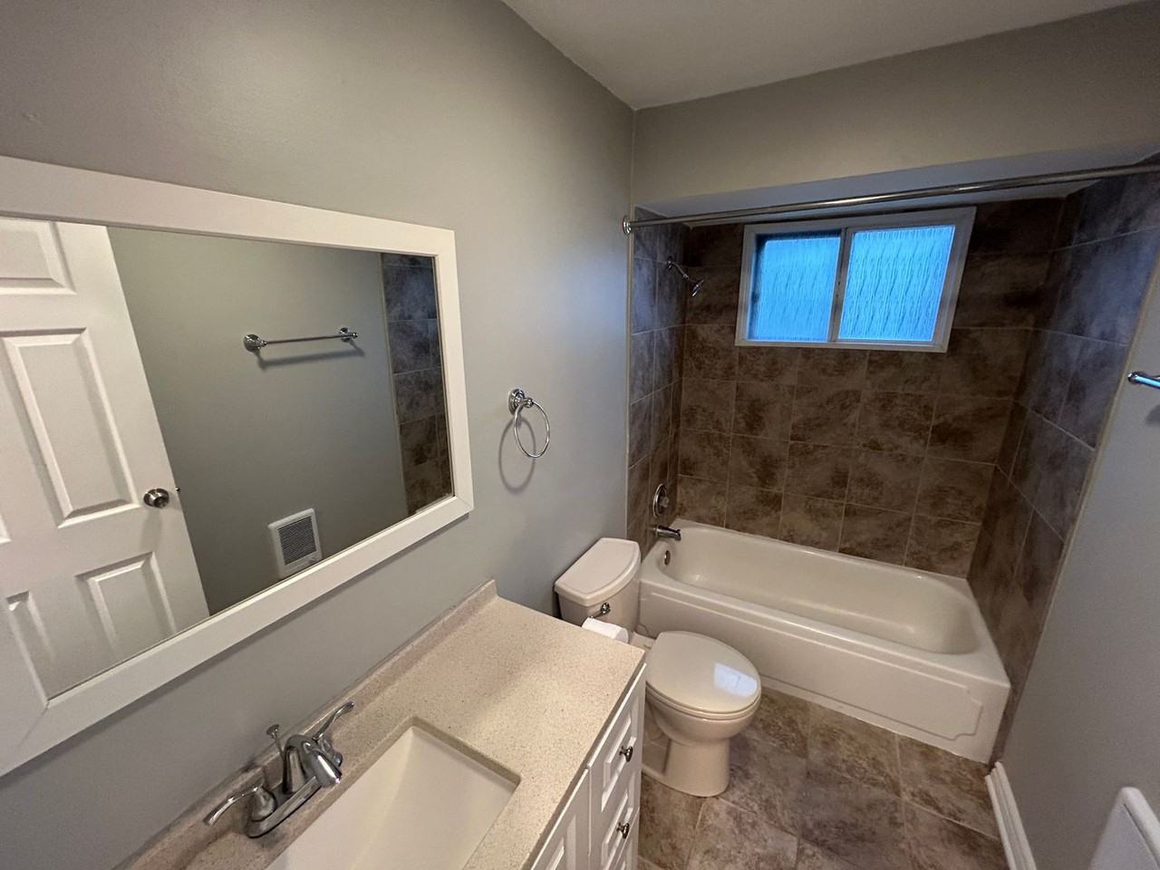 CCP Frankfort, LLC - Photo 3 of 21