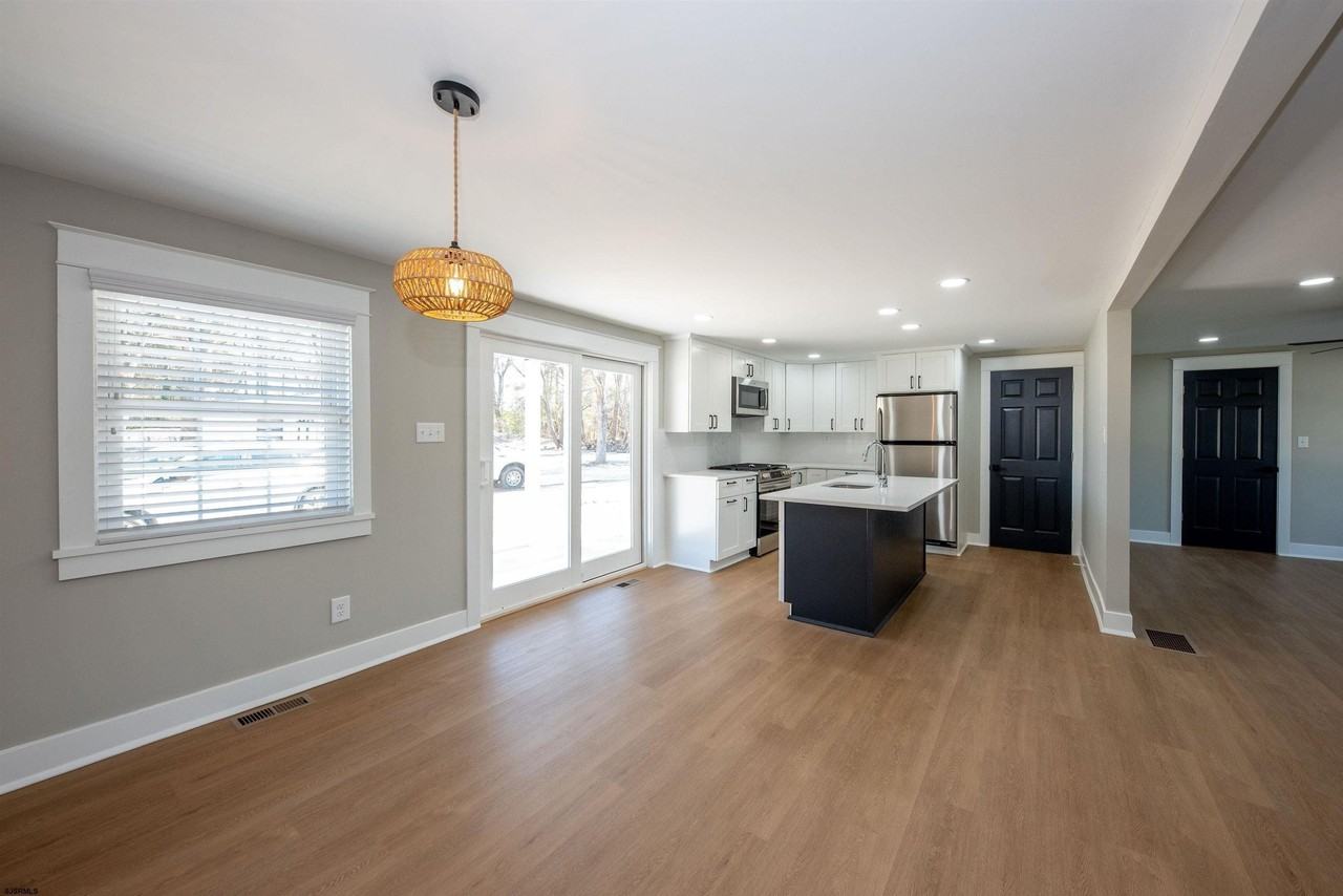 733 Route 9 - Photo 2 of 11