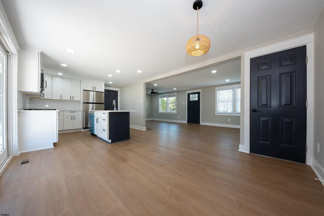 733 Route 9 - Photo 7 of 11