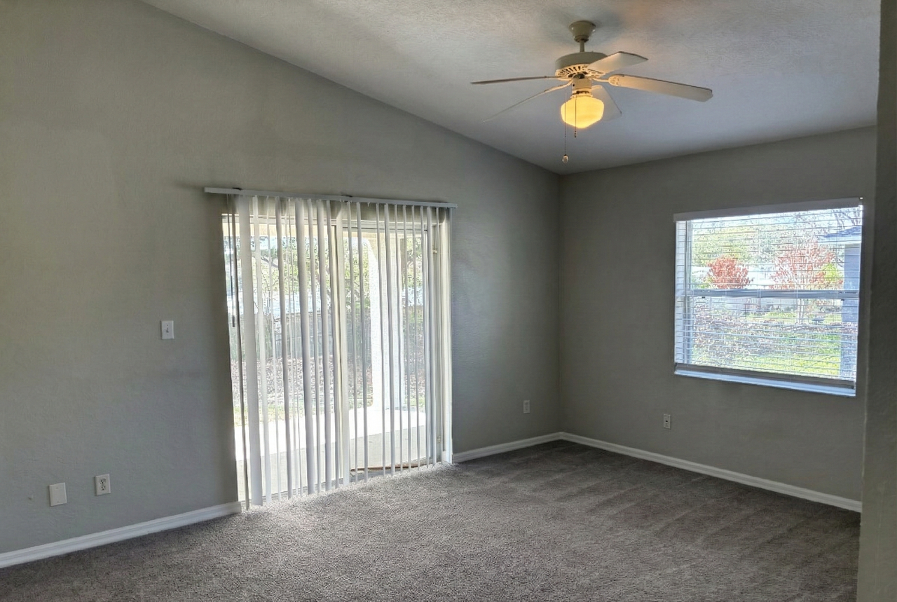 116 W 19th St - Photo 2 of 12