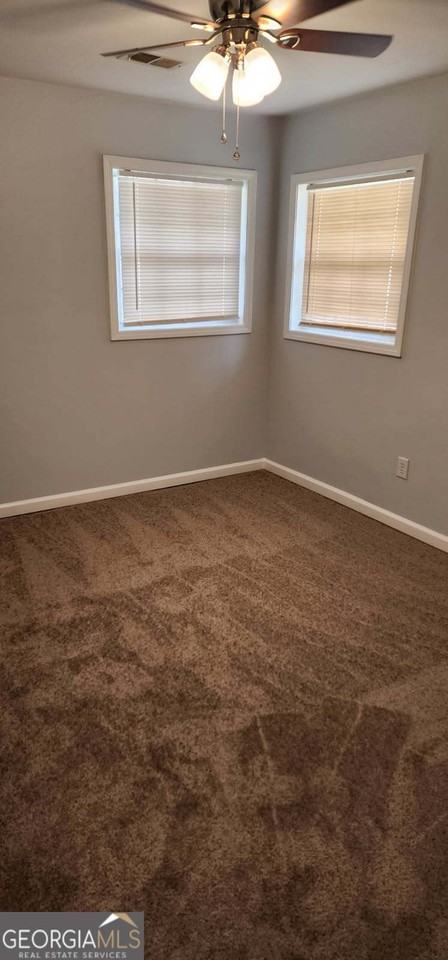 2975 Jones St - Photo 4 of 5