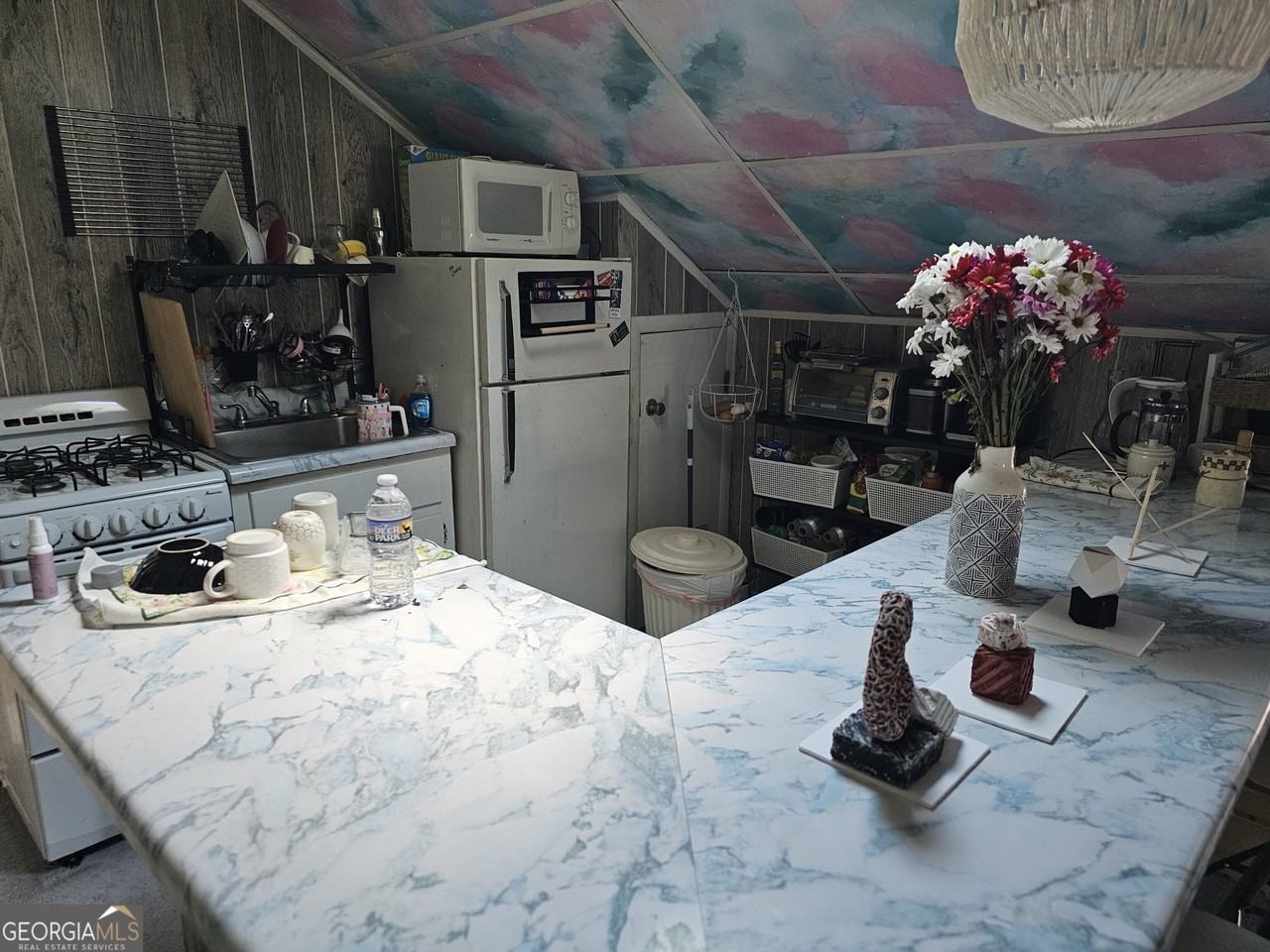 2111 Fairhaven Cir Ne - Photo 5 of 16