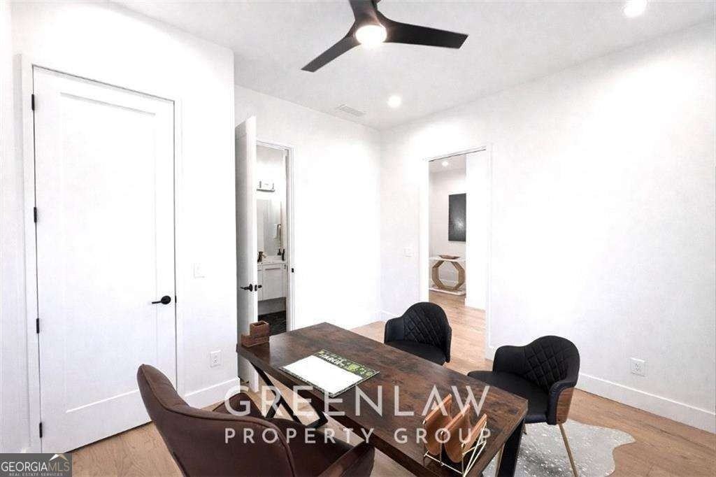 2785 Memorial Dr Se - Photo 4 of 50