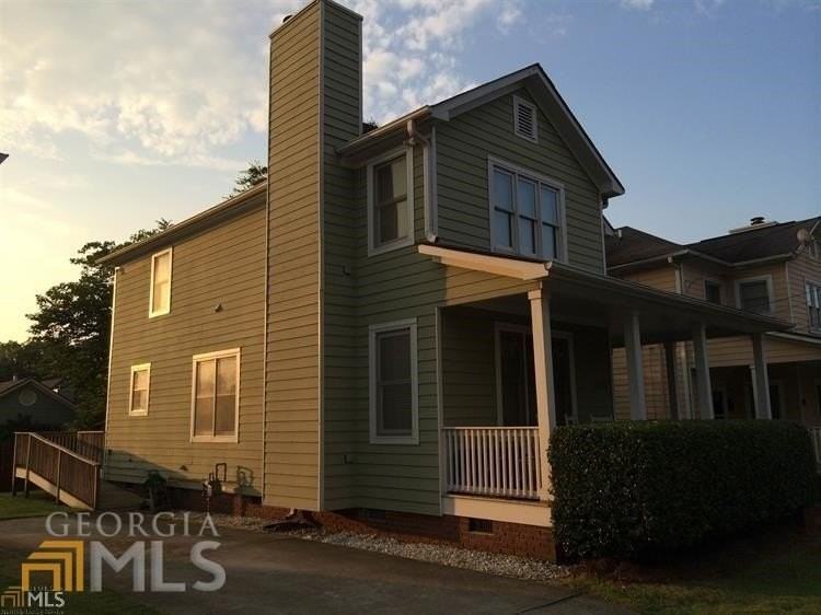 570 Reed St Se - Photo 2 of 19