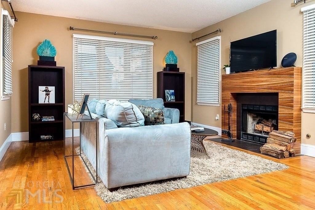 570 Reed St Se - Photo 3 of 19