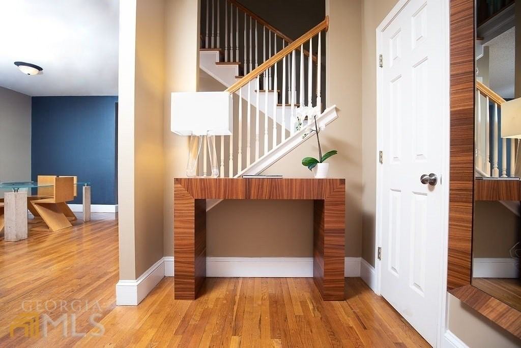 570 Reed St Se - Photo 5 of 19