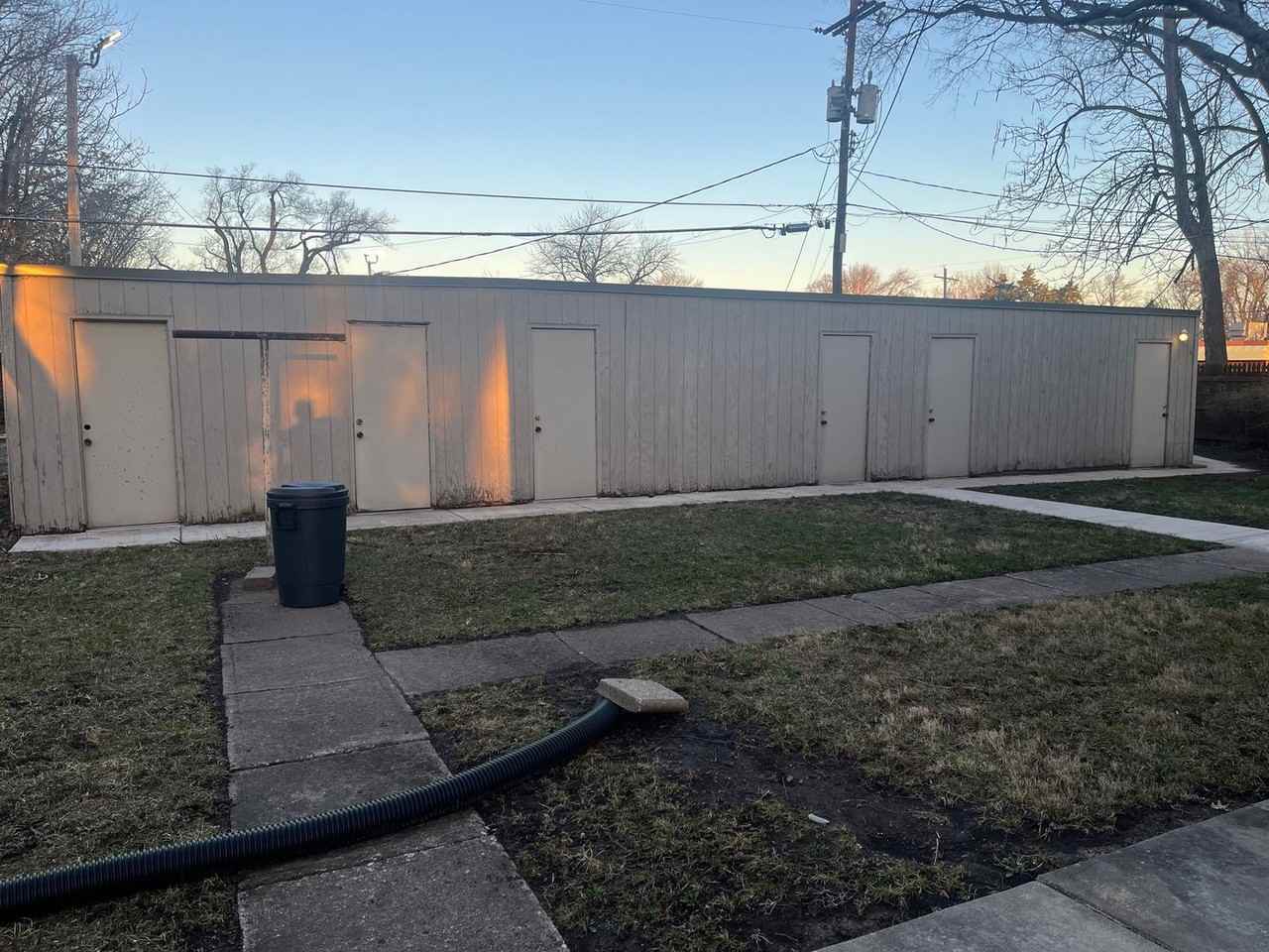 1709 Sw High Ave - Photo 4 of 12