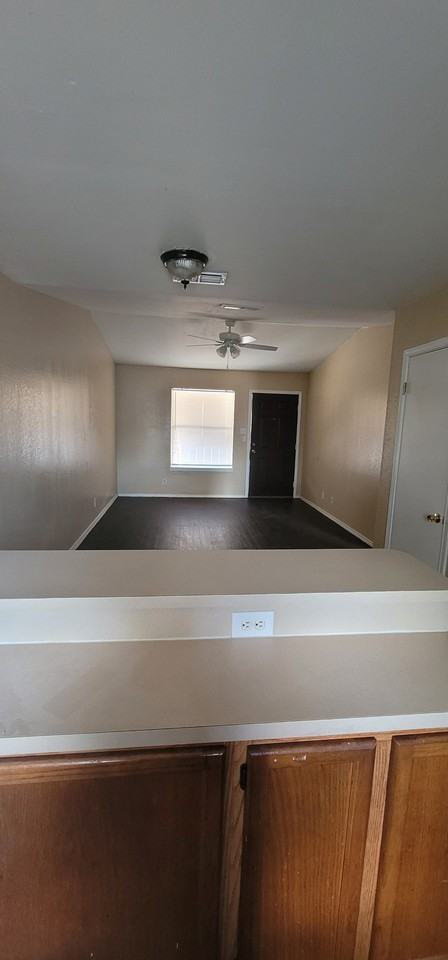 2606 Los Amigos Dr #13 - Photo 5 of 13