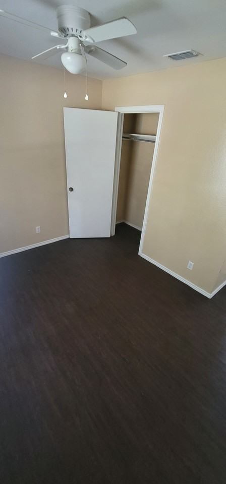 2606 Los Amigos Dr #13 - Photo 6 of 13