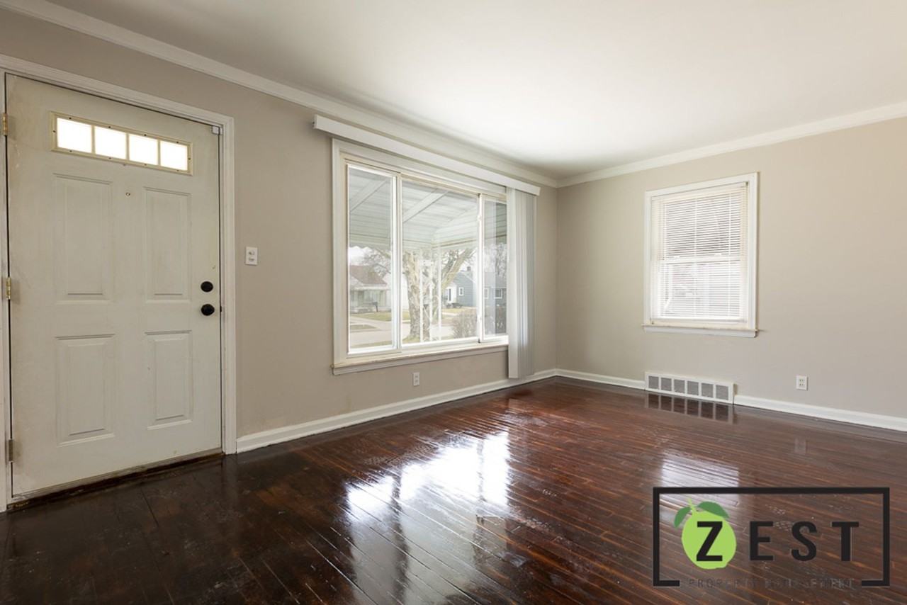 18771 Woodland St - Photo 6 of 36